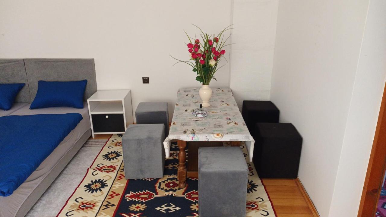 Ferienwohnung Almira Mujcic Sarajevo Exterior foto